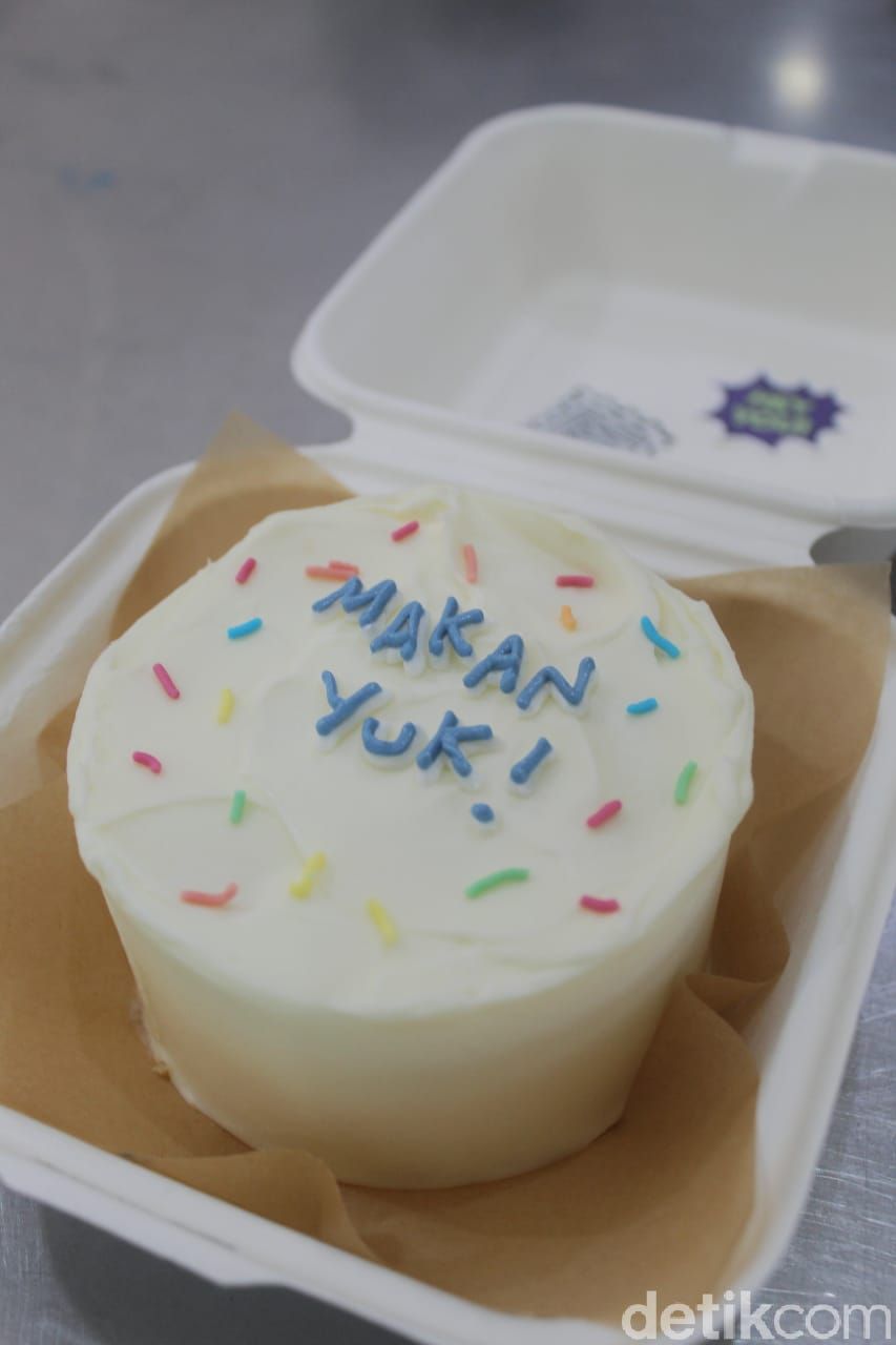 Berkah Pandemi, Ulla dan Febby Kini Sukses Jualan Lunch Box Cake