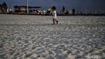 Menikmati Akhir Pekan di Pantai Pasir Putih PIK 2