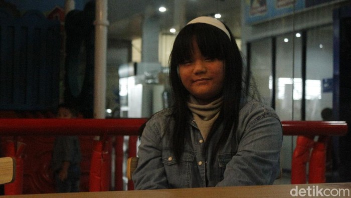 Samantha Edith Pecatur Cilik Juara Dunia