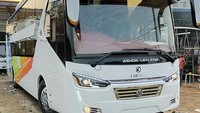 Sayangnya, belum sempat sleeper bus Laksana dipasarkan ke luar negeri, model bus ini justru sudah ditiru duluan. Pelaku pelanggaran hak cipta ini yakni sebuah karoseri lokal di Bangladesh. (Instagram @buscampindonesia)