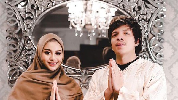 8 Gaya Atta Halilintar Tanpa Headband, Dihina Netizen, Dipuji Aurel