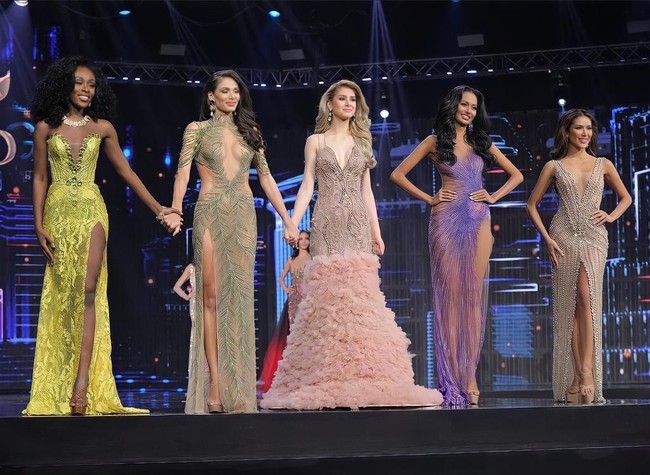 Malam puncak Miss Grand International 2020 sendiri digelar pada Sabtu (27/3/2020). Gelar Miss Grand International 2020 dimenangkan oleh kontestan asal USA, Amerika Serikat yang bernama Abena Appiah. Foto: Ivan Gunawan