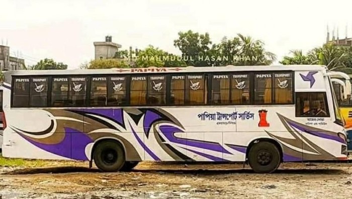 Desain livery bus di Bangladesh yang mirip livery PO Haryanto