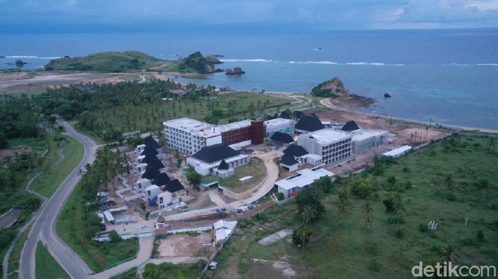 Progres pembangunan Hotel Pullman Mandalika.