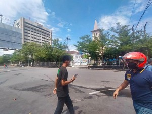 Bom Bunuh Diri di Gereja Katedral Makassar, 3-4 Jemaat Dibawa ke RS