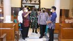 Potret Panglima TNI-Kapolri Datangi Lokasi Ledakan Bom di Makassar