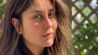 Ibu dua anak ini masih bersinar di kancah hiburan Bollywood. Pemasukan Kareena Kapoor per tahun mencapai 60 juta dolar atau sekitar Rp 855 miliar. Uang ini diperkirakan datang dari pekerjaannya sebagai aktris, brand ambassador produk fashion, hingga royalti buku yang dirilisnya. (Foto: dok. Instagram @kareenakapoorkhan)