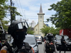 Pelaku Bom Bunuh Diri Depan Katedral Makassar Diduga 2 Orang Naik Motor