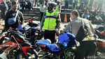 Puluhan Motor Berknalpot Bising Terjaring Razia di Kawasan Lembang