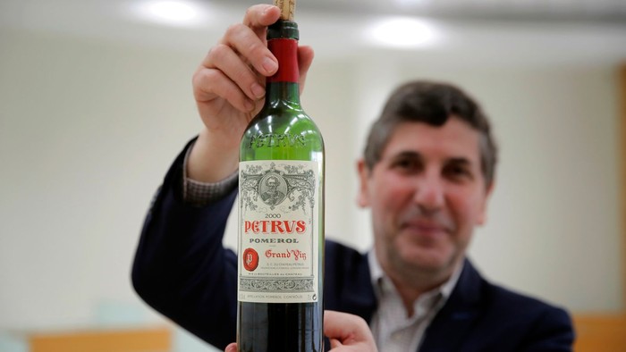 Wine Rp 85 Juta Ini Setahun Disimpan di Luar Angkasa, Bagaimana Rasanya? Wine Rp 85 Juta Ini Setahun Disimpan di Luar Angkasa, Bagaimana Rasanya?