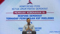 Terkait tudingan KSP Moeldoko bahwa ada tarikan ideologis di tubuh Partai Demokrat, AHY menolak keras hal tersebut. Dia menuntut Moeldoko menjelaskan apa maksud dari pernyataannya tersebut.