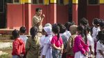 Anak-anak di Kaki Gunung Kencana Mulai Sekolah Tatap Muka