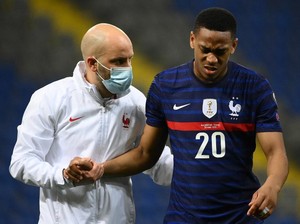 Kabar Buruk buat MU, Martial Cedera Saat Perkuat Prancis