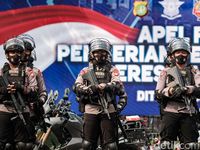 Kenali 8 Senjata Api Organik Polisi, Dari Genggam Hingga Laras Licin