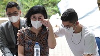 Di sisi lain rupanya ada benang merah antara kisruh Desiree-Hotma dan Bams-Mikha. (Foto: Noel/detikcom)  