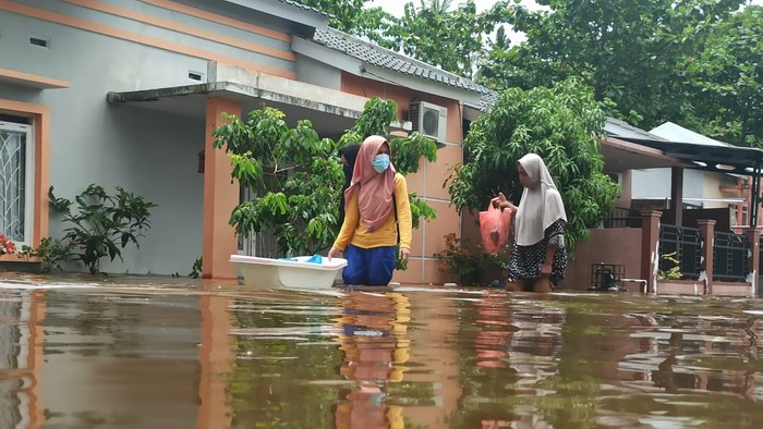 Banjir di Pekanbaru (Raja Adil-detikcom)