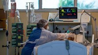 Otoritas Brasil melaporkan lebih dari 3.600 kematian akibat virus Corona (COVID-19) dalam sehari. Angka ini mencetak rekor sebagai tambahan kematian harian tertinggi di negara yang masih berjuang mengatasi penyebaran Corona.  