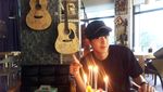 Chanyeol EXO Wajib Militer, Ini Momen Serunya Saat Makan BBQ dan Kimbab