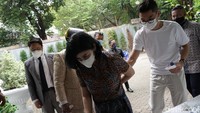 Desiree kini berusaha mempertahankan rumah tempat tinggalnya selama bertahun-tahun itu dengan diberi batasan dinding yang baru akan dibangun. (Foto: Palevi/detikcom)  