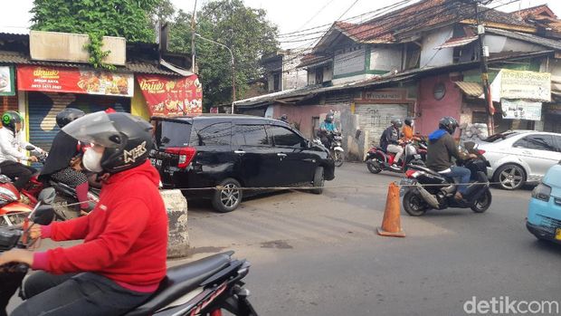 Jl Moh Kahfi I Jelang Jl Brigif Macet