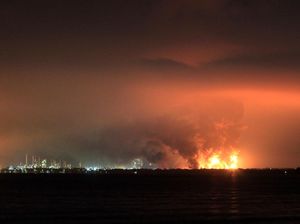 Ini Tiga TItik Pengungsian Insiden Kebakaran Kilang Pertamina Balongan