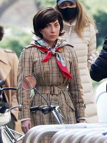 MILAN, ITALY - MARCH 11: Adam Driver and Lady Gaga are seen filming 'House of Gucci' on March 11, 2021 in Milan, Italy. (Photo by Vittorio Zunino Celotto/Getty Images)