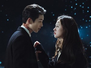Baper! 4 Momen Vincenzo - Hong Cha Young Ini Bikin Penonton Ikut Berdebar