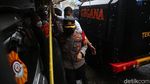 Polisi Gerebek Showroom Mobil Terkait Terorisme