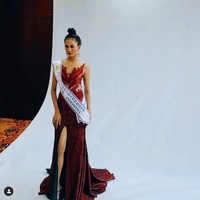 Sebelum mengikuti ajang Miss Grand International 2020, wanita 21 tahun ini juga pernah mengikuti kontes kecantikan internasional lainnya. Aurra Kharishma mewakili Indonesia di ajang Face of Asia dan Miss Model of the World.  Foto: Dok. Instagram @aurrakharishma
