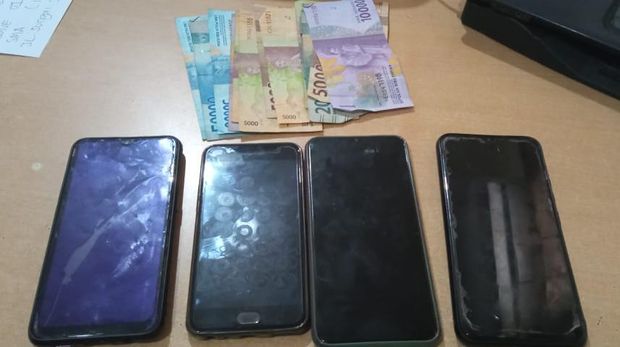 waria di surabaya