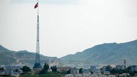 Desa Kijong-dong, Korea Utara yang dibangun pada 1950-an. Desa ini dibangun dengan kapasitas 200 keluarga. Kijong-dong menjadi satu-satunya daerah yang bisa dilihat dari Korea Selatan. Istimewa/Dok.brightside.me.