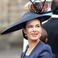 Hal tersebut sama seperti Meghan Markle yang memilih untuk kembali ke Amerika. Tak heran jika Sophie kerap disamakan dengan bintang serial Suits itu. Foto: Dok. Instagram/@ladyfrederickwindsor