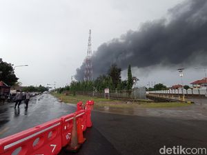 Kilang Pertamina Indramayu Terbakar, 7 Korban Luka Berat Dirujuk ke RSPP