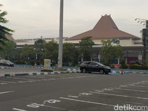 Bandara Juanda Perketat Penjagaan dan Patroli Usai Bom Bunuh Diri Makassar