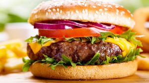 Ini Ciri Khas Burger Premium, Daging Premium dan Roti Homemade