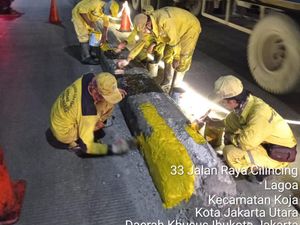 Warna Sering Pudar, Pembatas di Jl Raya Cilincing Diminta Sering Dicat