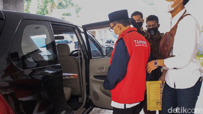 Eks Dirut PDSMU Majalengka Ditahan Kejaksaan