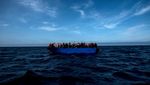 Evakuasi Ratusan Migran di Laut Mediterania