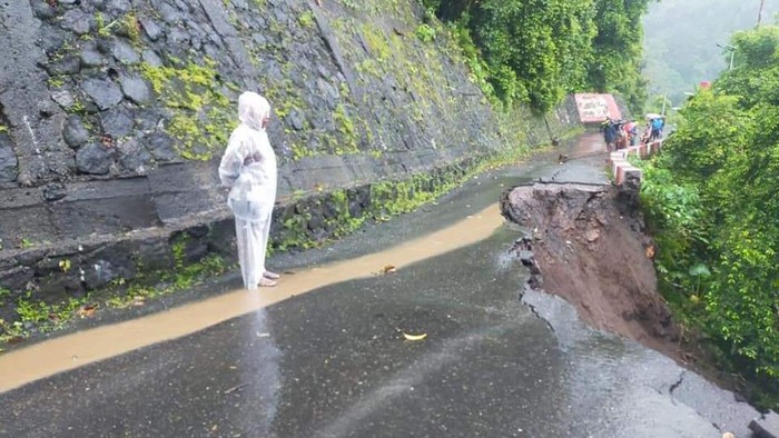 Jalan Penghubung Desa di Sitaro Sulut Terputus