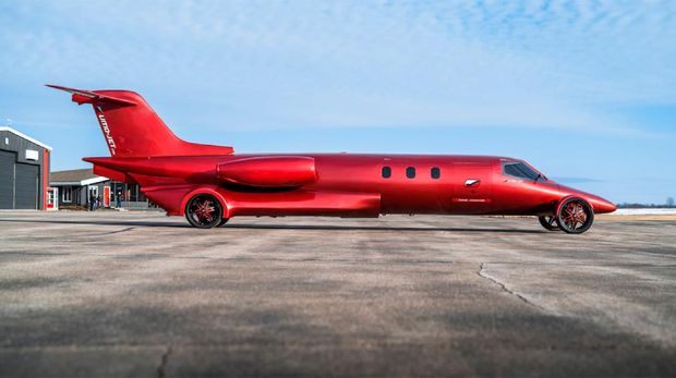 Jet Pribadi Jalanan