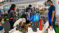 Sambil menyalurkan hobi, kita juga bisa sambil mengajak dan mengenalkan kepada anak-anak kita akan hewan-hewan peliharaan kita kepada mereka. Foto: dok. Ciputra