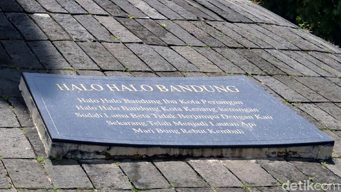 Melacak Jejak Peristiwa Bandung Lautan Api di Taman Tegallega Monumen di Taman Tegallega dibangun sebagai pengingat akan peristiwa Bandung Lautan Api. Aksi itu dilakukan sebagai upaya mempertahankan kemerdekaan Indonesia.