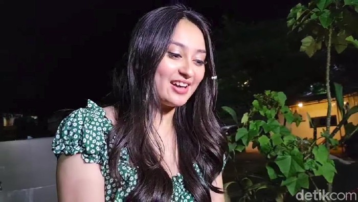 Memes Prameswari