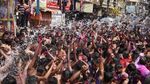Meriahnya Festival Holi India di Tengah Pandemi