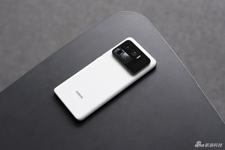 Mi 11 Ultra Mi 11 Ultra