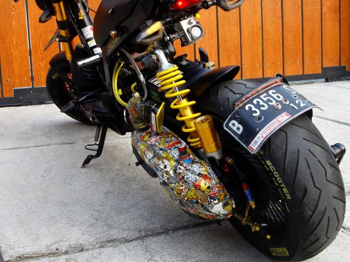 Modifikasi Yamaha Mio Soul garapan RLandZ Workshop