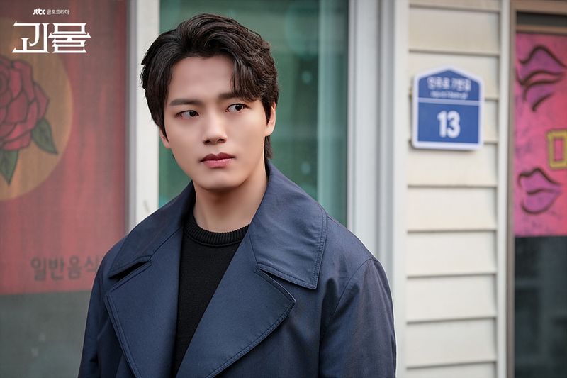 Pemain Beyond Evil, Yeo Jin Goo
