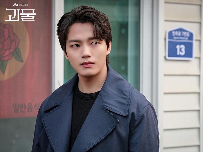 Pemain Beyond Evil, Yeo Jin Goo