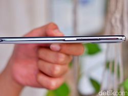 Unboxing Redmi Note 10, HP Baru Xiaomi Harga Rp 2 Jutaan