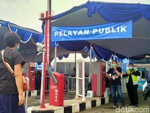 Menkes Sebut Sentra Vaksinasi Bisa Layani Guru, Begini Realitanya